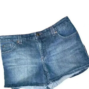 NINE WEST SANTA MONICA DENIM SHORTS . Classic